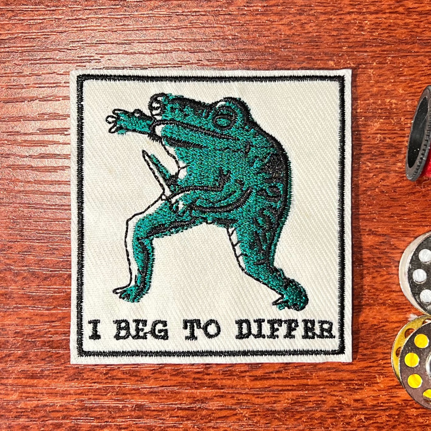 Funny Patch I Beg To Differ Violent Frog Animal Fight Embroidered Iron On 2.75\