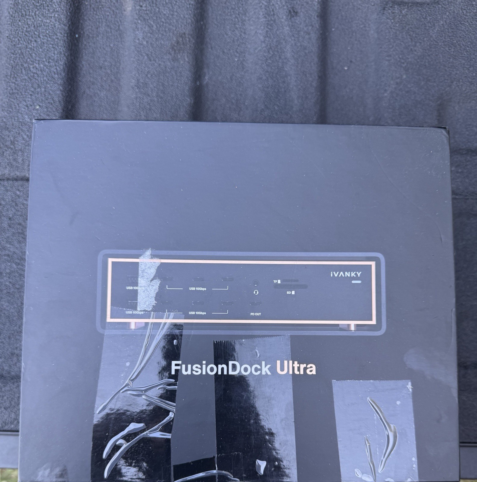 iVANKY FusionDock Ultra 26-in-1 Thunderbolt 5 Dock 10GbE VCD30 MacBook