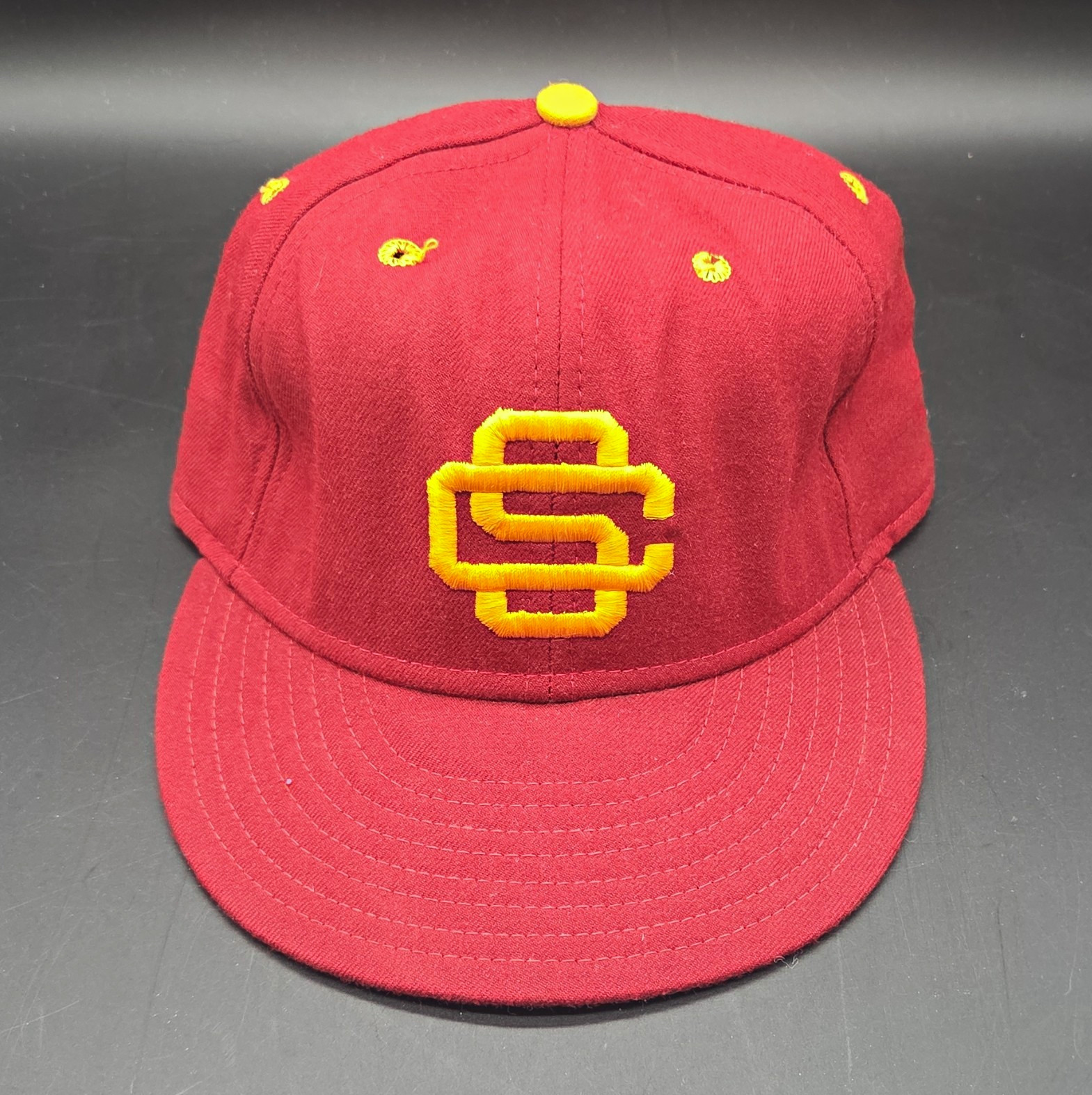 New Era MLB Pro Model Fitted Baseball Cap Red/Yellow Logo Men Size 7 1/4 New Era MLB Pro Model Fitted Baseball Cap Red/Yellow Logo Men Size 7 1/4
