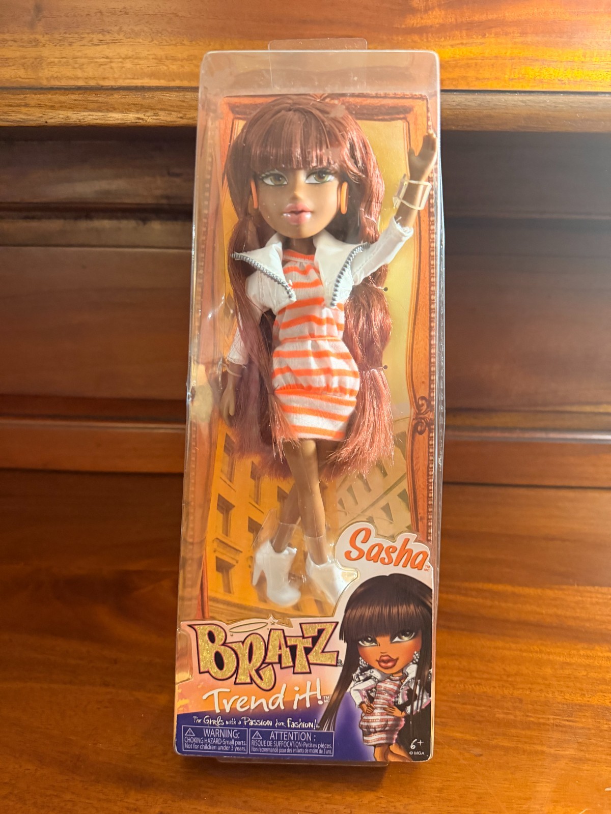 Bratz Trend It Sasha Cool Fashion Doll-Gen 2-2012-Fierce Neon Club Style-Sealed
