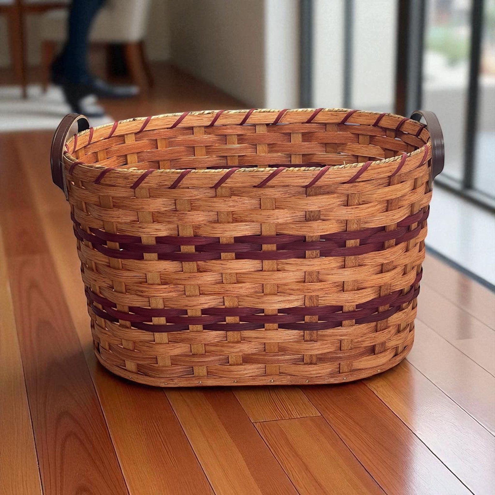 Amish Handmade Large Oval Laundry Basket Solid Oak Bottom Leather Handles