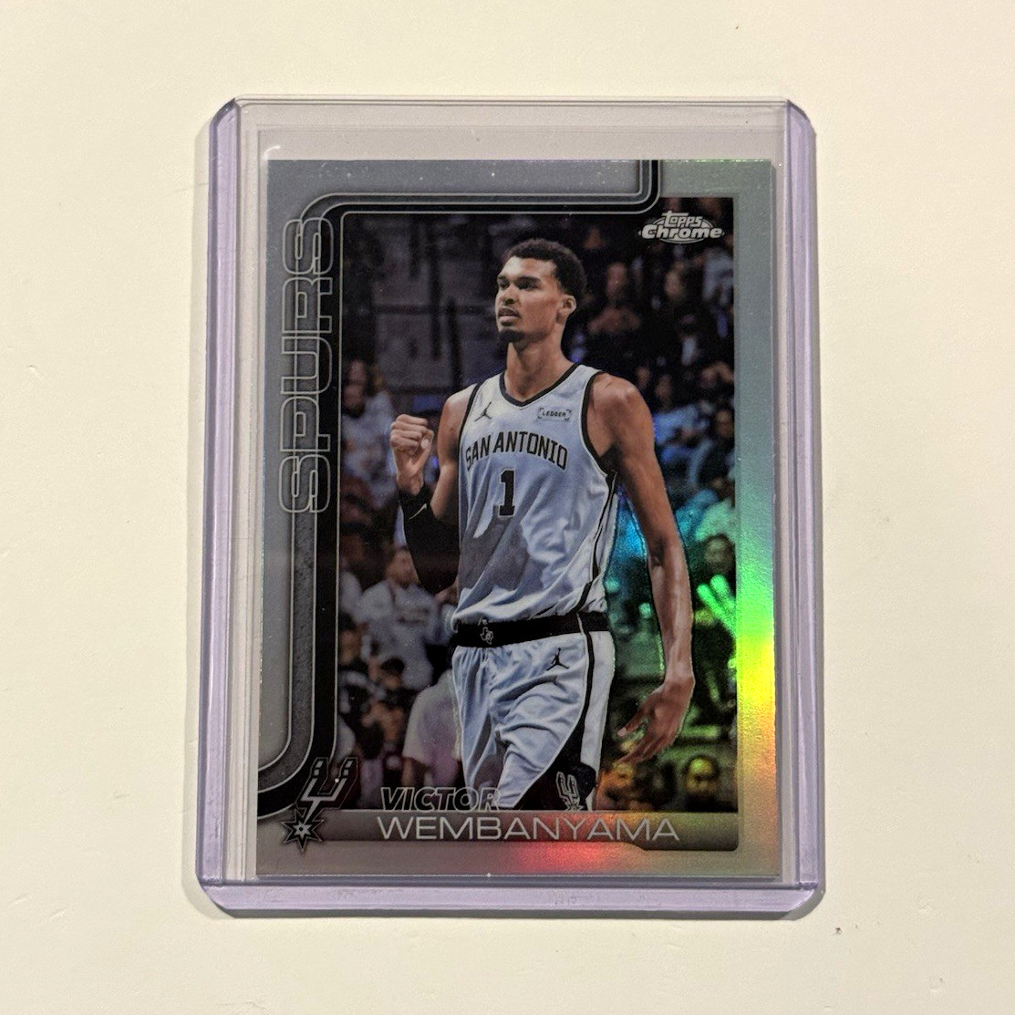 Topps Chrome 2025-26 Victor Wembanyama Refractor #22 Spurs Basketball Topps Chrome 2025-26 Victor Wembanyama Refractor #22 Spurs Basketball