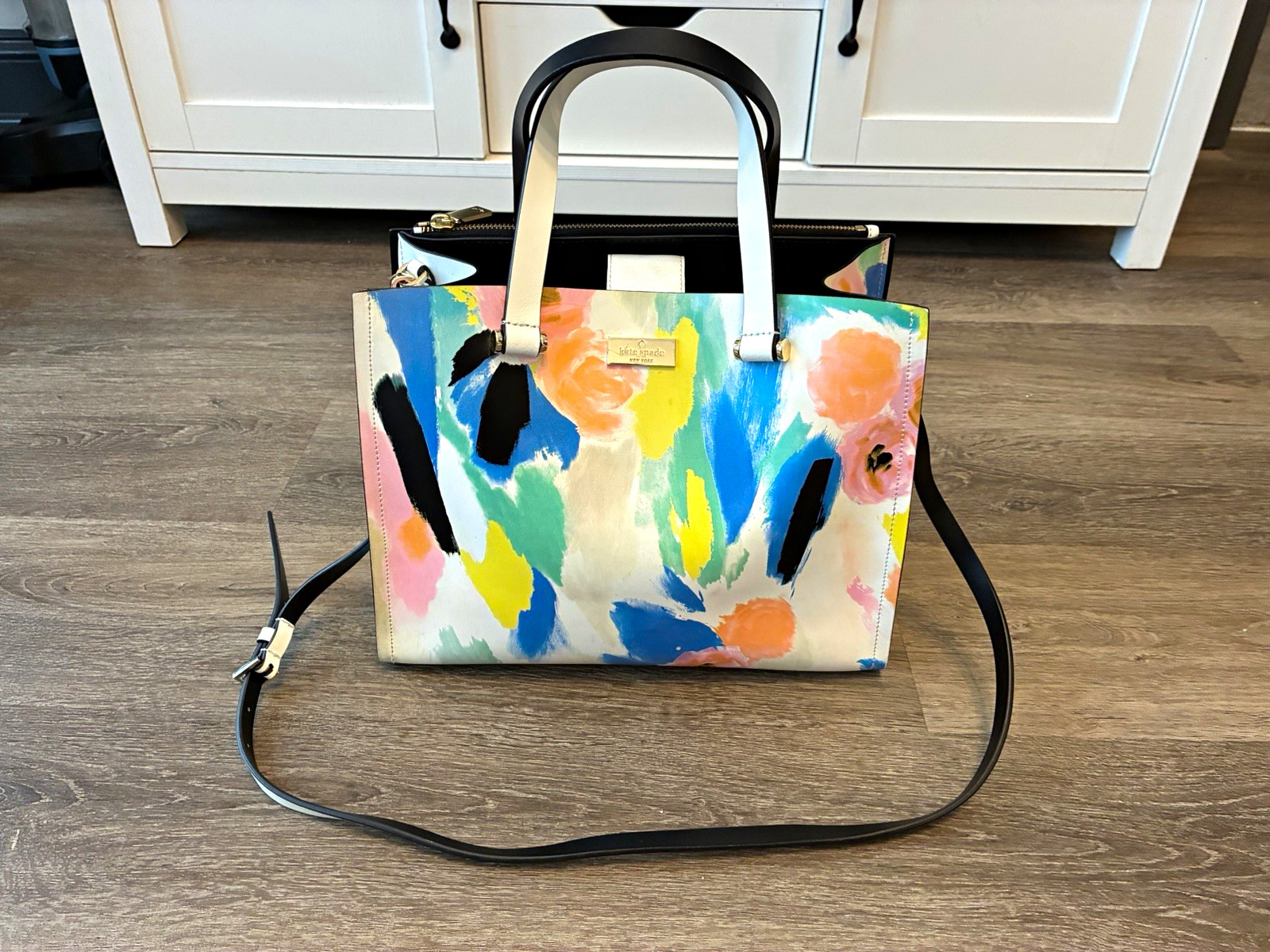 Kate Spade New York Multicolor Floral Satchel Top Handle Zip, Gold Hardware Kate Spade New York Multicolor Floral Satchel Top Handle Zip, Gold Hardware