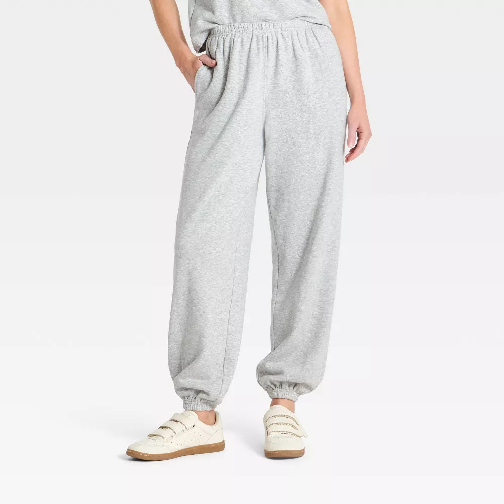 Universal Thread Women's Casual High-Waisted Balloon Jogger Pants - Gray