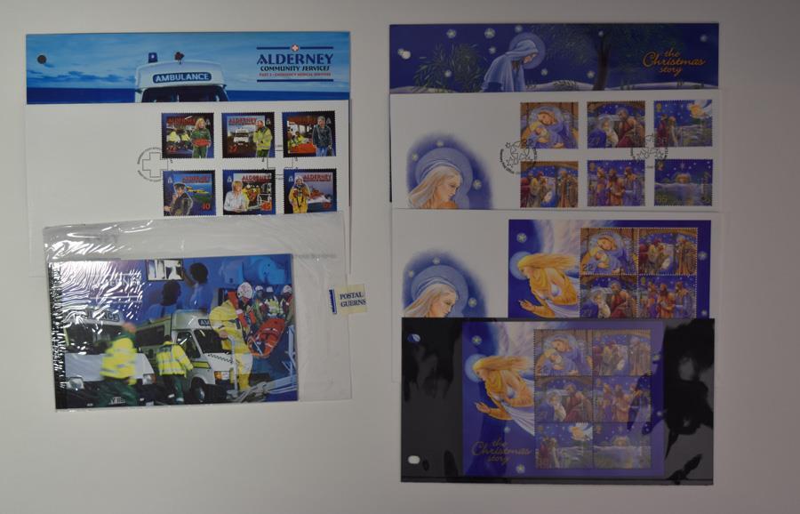 2002 GUERNSEY & ALDERNEY PRESENTATION PACK FOLDER PRESTIGE BOOK FDC LOT 316