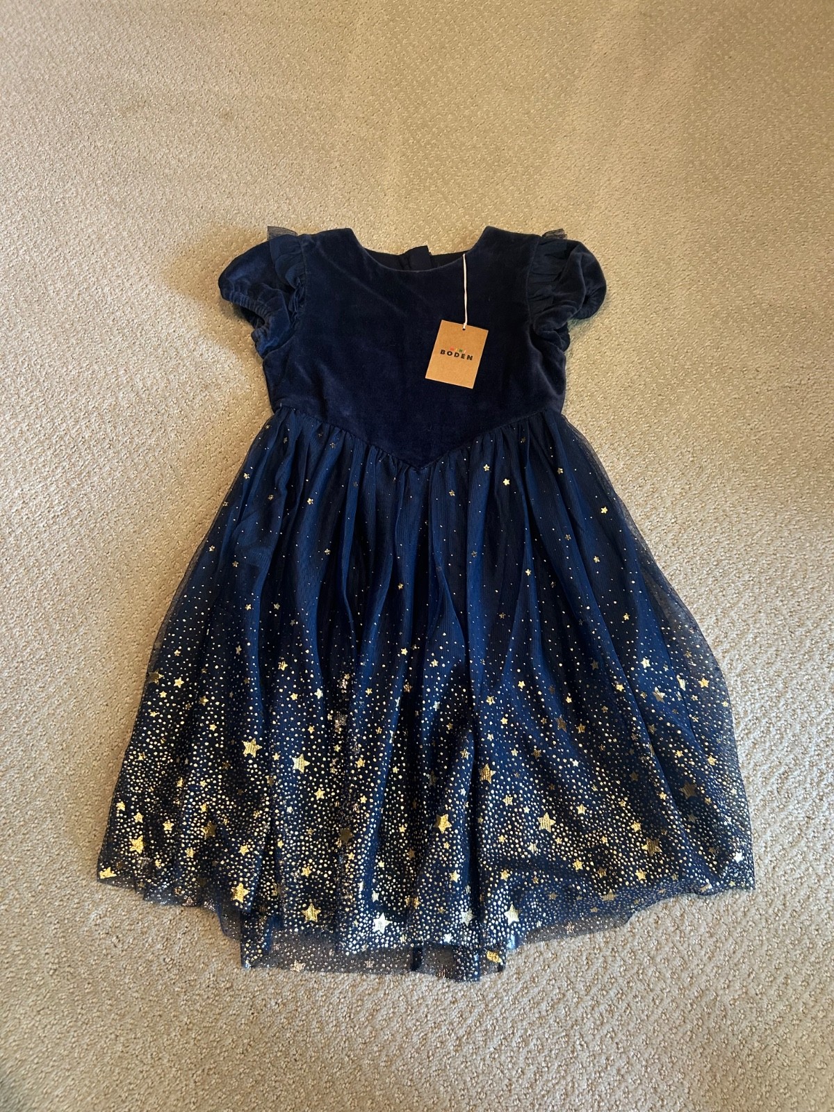 mini boden girls 5-6 dress mini boden girls 5-6 dress