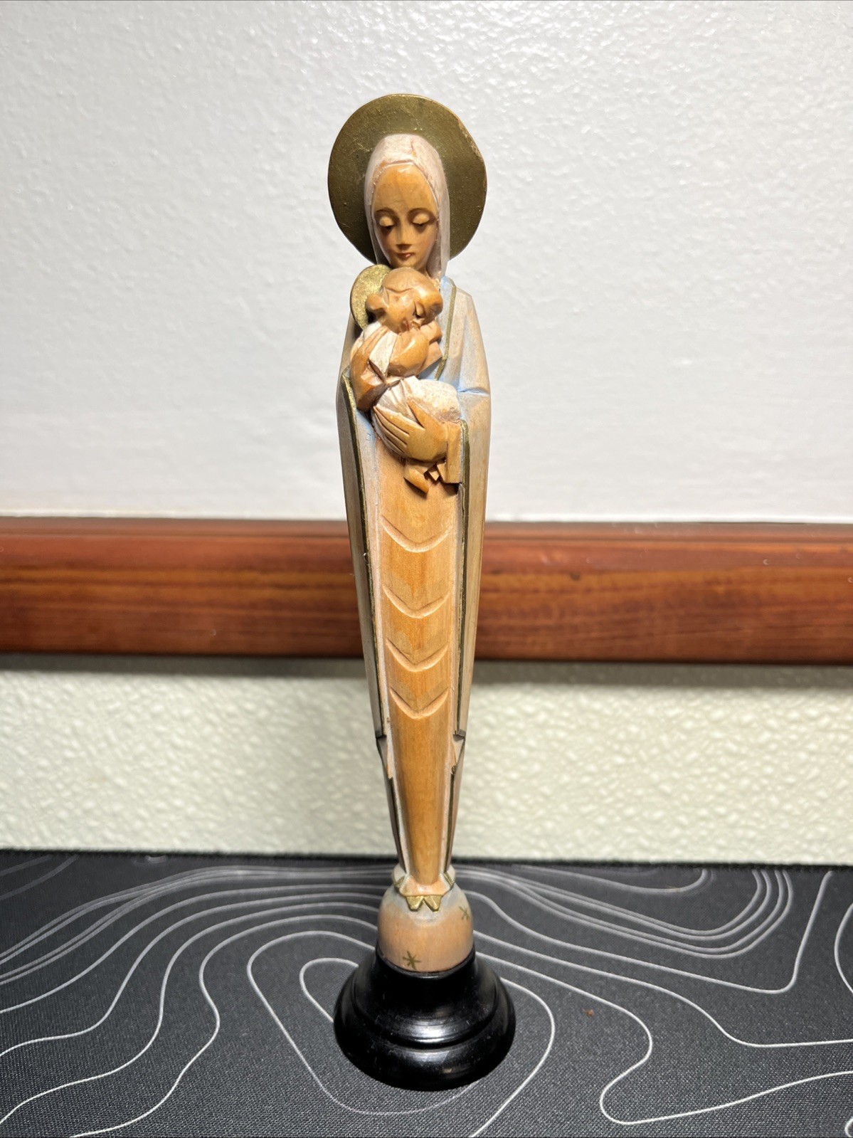 ANRI Wood Vintage Virgin Mary Madonna & Baby Jesus 7 1/4” Handcrafted Italy ANRI Wood Vintage Virgin Mary Madonna & Baby Jesus 7 1/4” Handcrafted Italy