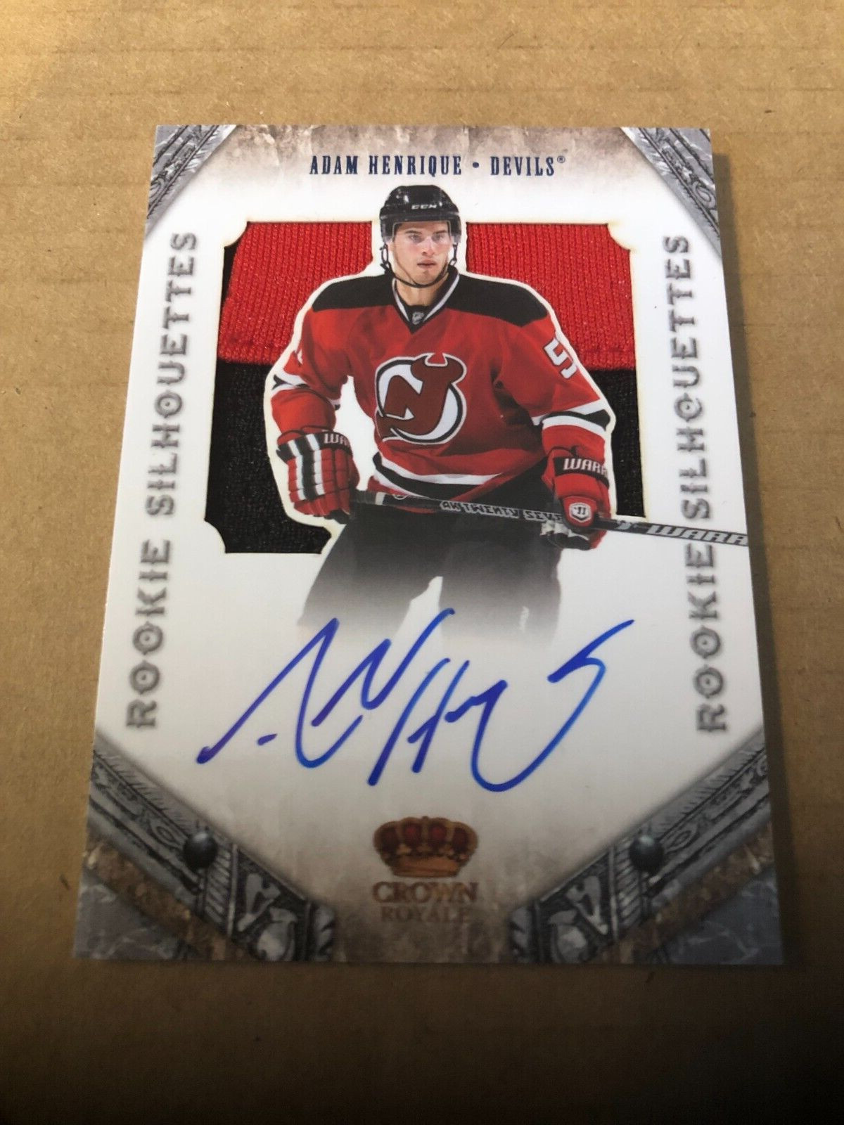 2011-12 Crown Royale #180 Adam Henrique JSY AUTO 72/99 RC 2011-12 Crown Royale #180 Adam Henrique JSY AUTO 72/99 RC