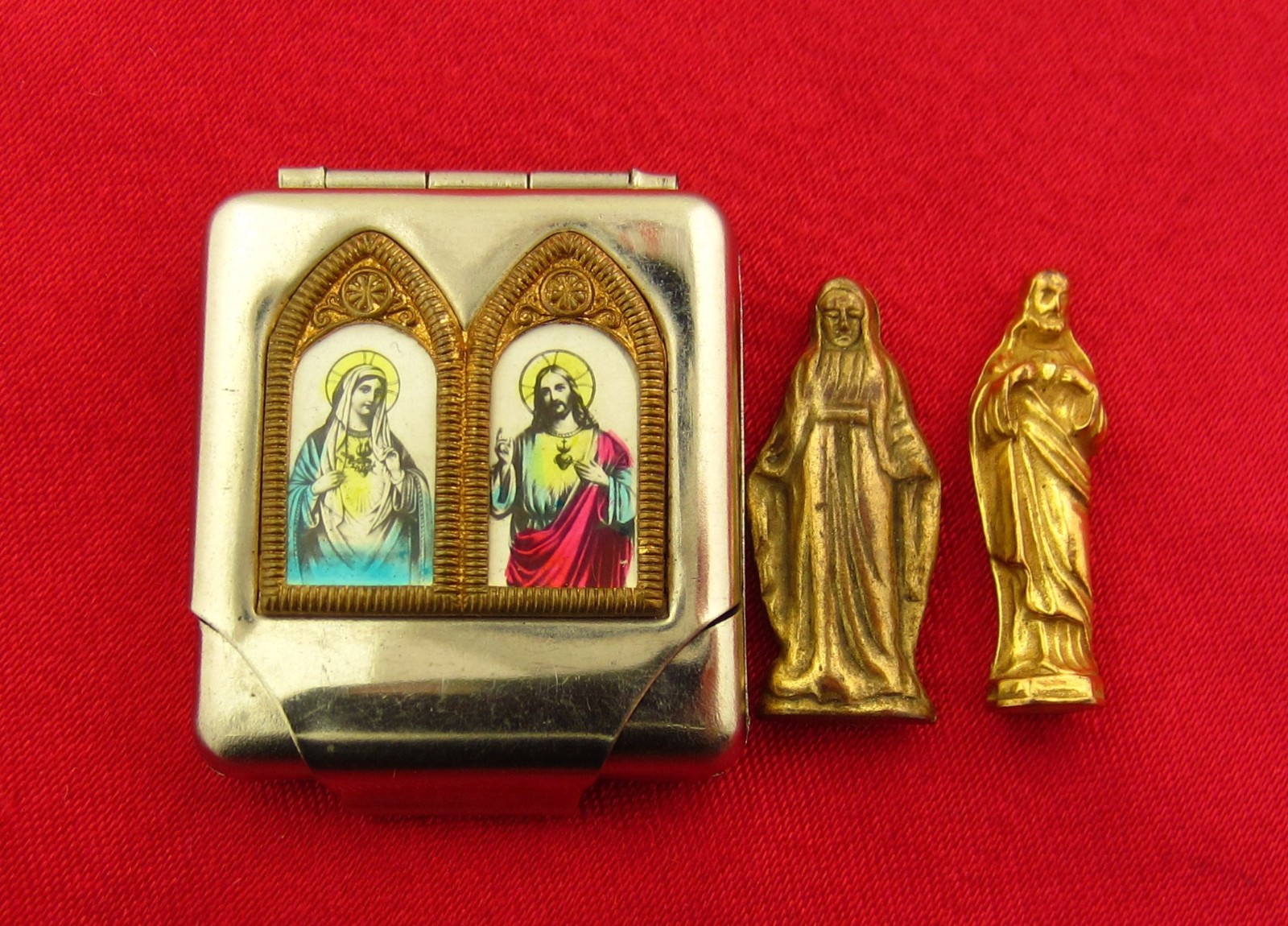 Vintage MARY JESUS Pocket Shrine 2 MINI STATUES & METAL DOUBLE HOLDER Catholic