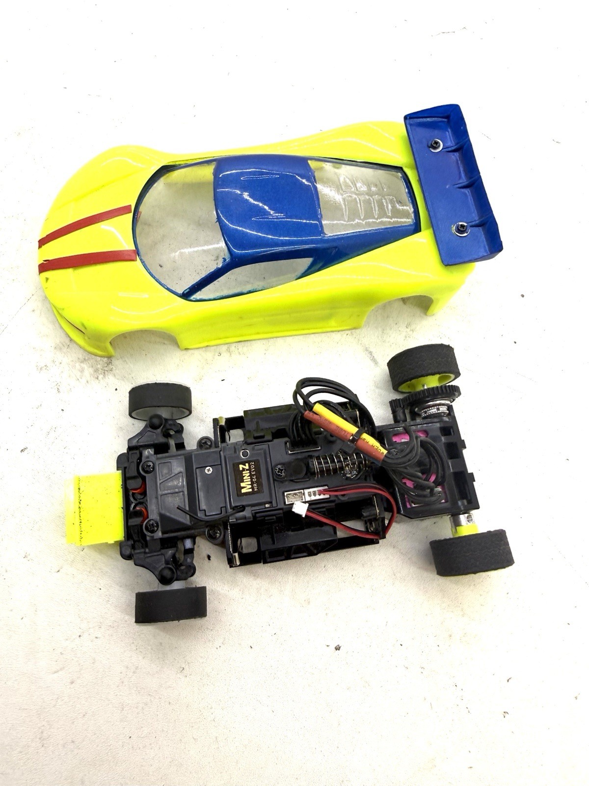 KYOSHO Mini-Z Racer MR-04EVO2 Chassis Set (W-MM/8500KV)