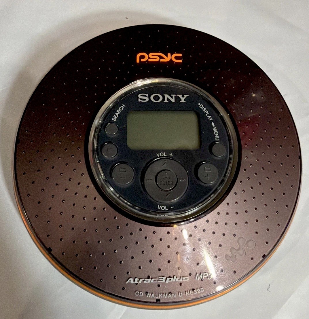 Sony D-NE320 Walkman Atrac3plus MP3 Portable CD Player. Serviced