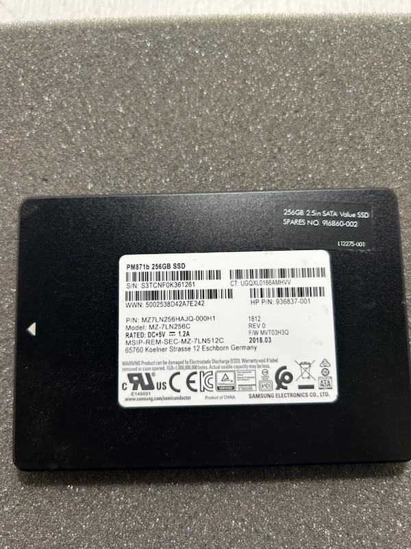 SAMSUNG PM871b 256GB SSD