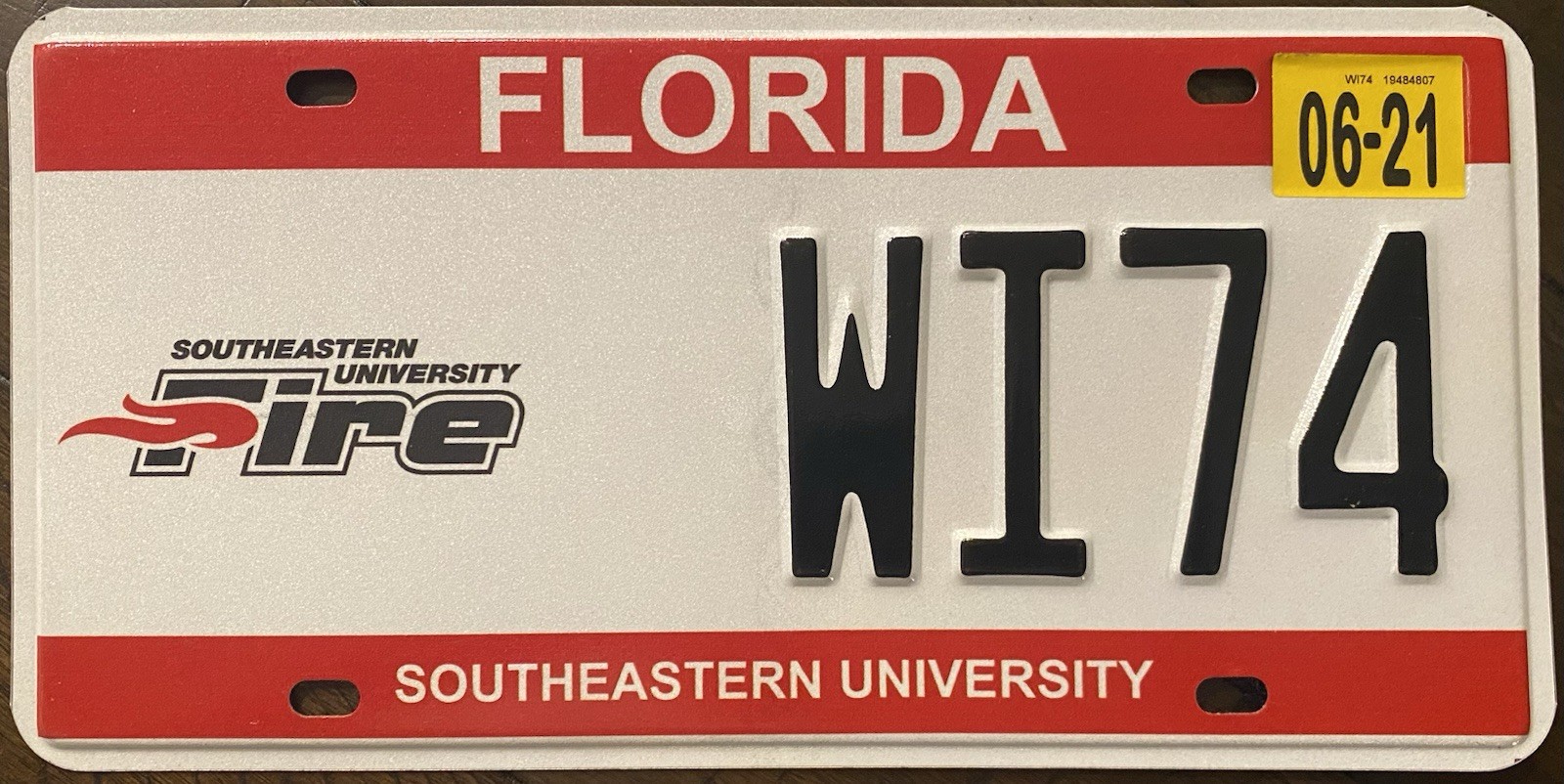 2021 Florida FLORIDA Southeastern University specialty License Plate Tag 2021 Florida FLORIDA Southeastern University specialty License Plate Tag
