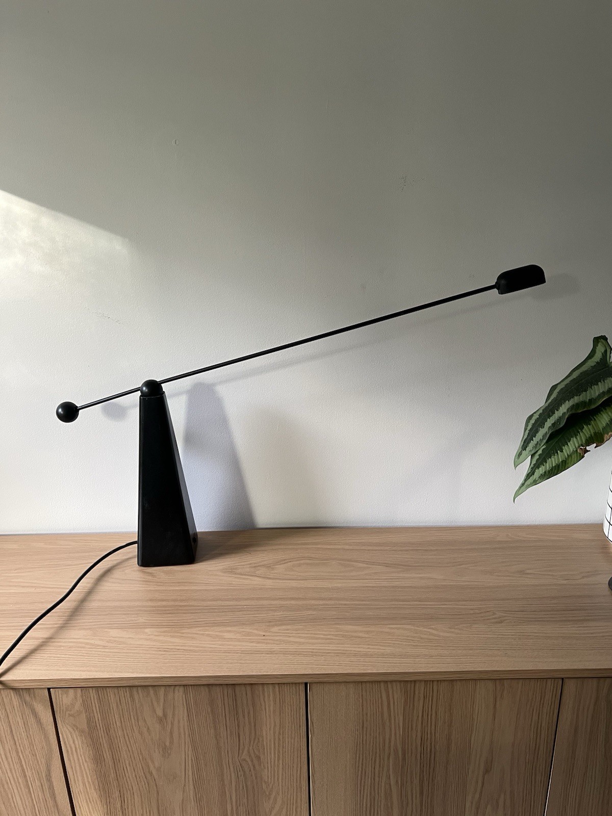 Rare Postmodern Ron Rezek Orbis Adjustable Black Metal Desk Lamp Rare Postmodern Ron Rezek Orbis Adjustable Black Metal Desk Lamp