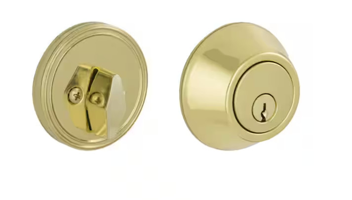 Schlage VD60 Series Bright Brass Single Cylinder Deadbolt VD60 605 Schlage VD60 Series Bright Brass Single Cylinder Deadbolt VD60 605