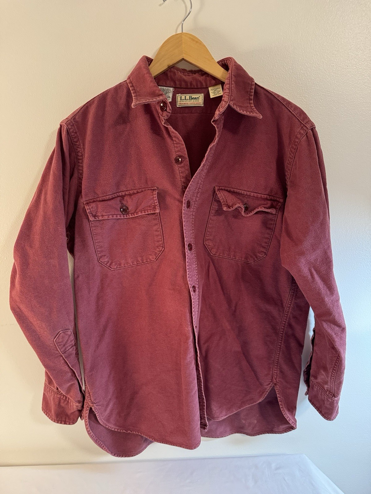#1152 Vintage L.L. Bean Chamois Cloth Shirt USA Red 15.5 Freeport Maine Workwear