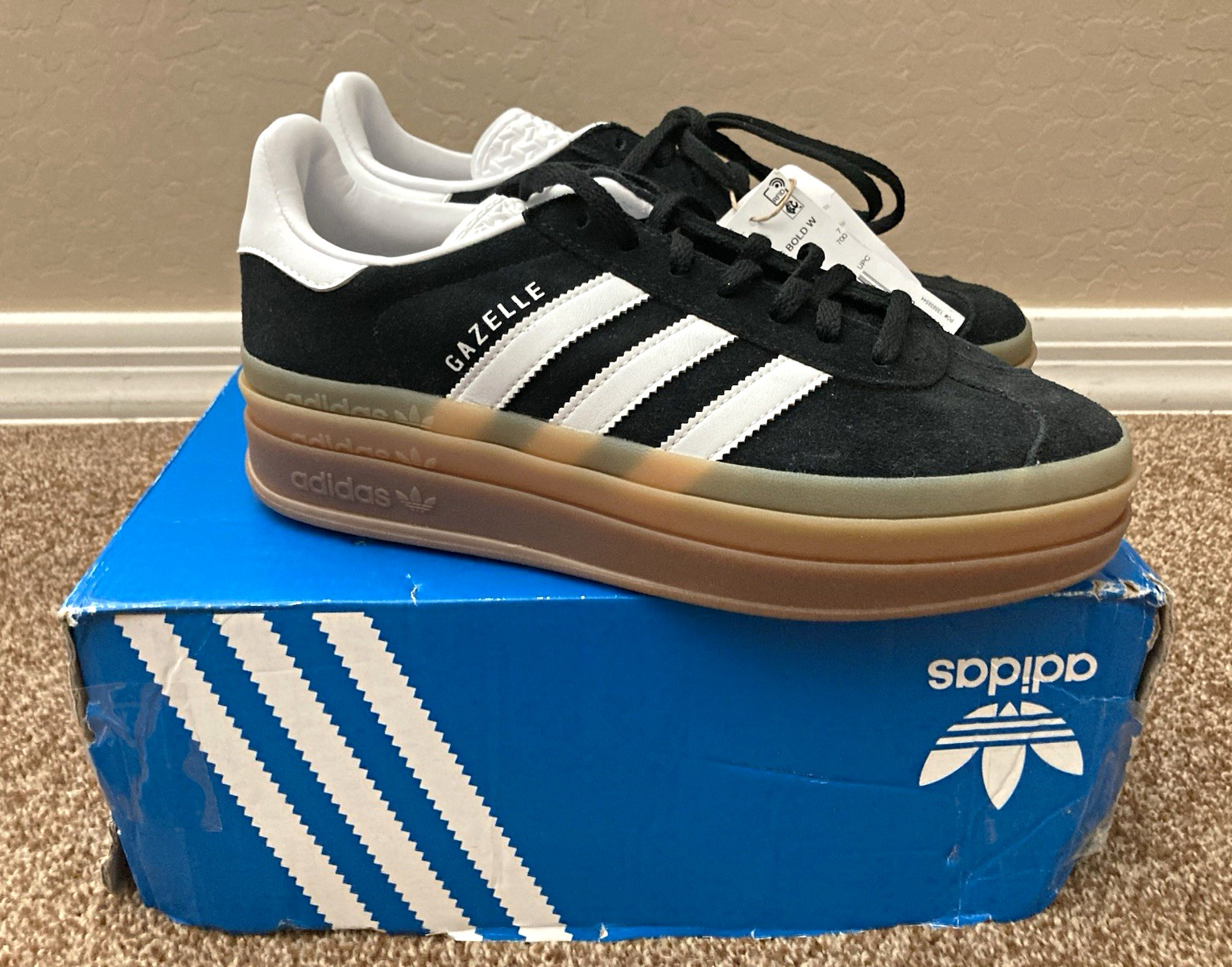 adidas Gazelle Bold Suede Black/White Lace-Up Sneaker Women’s US 8.5