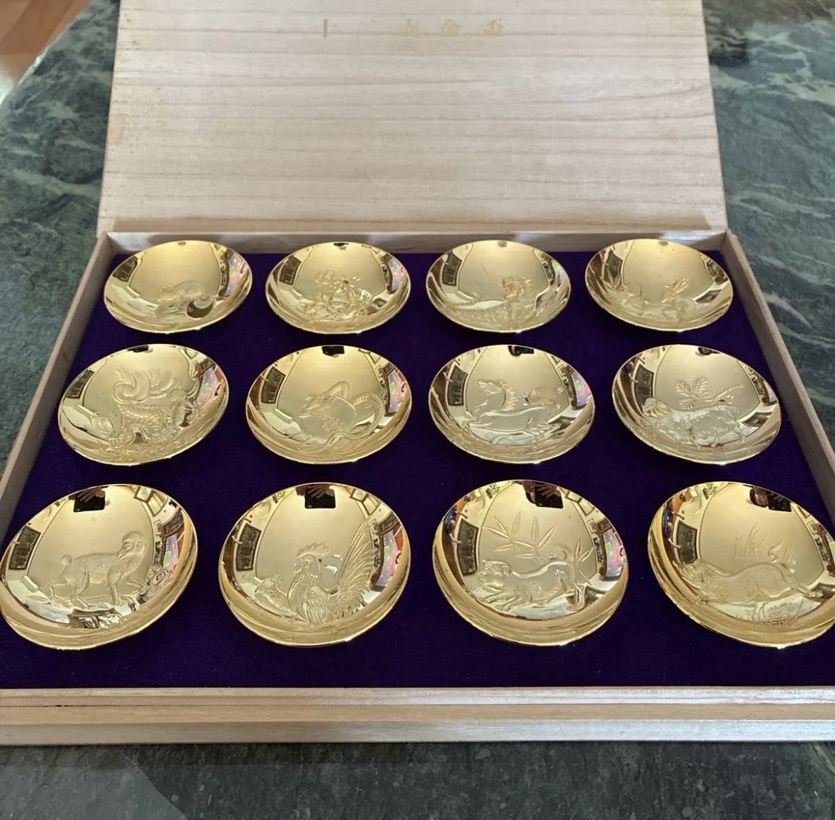 Vintage Japanese Zodiac 12 Sake Cups 24KGP Gold Plated Sakazuki Wood Box