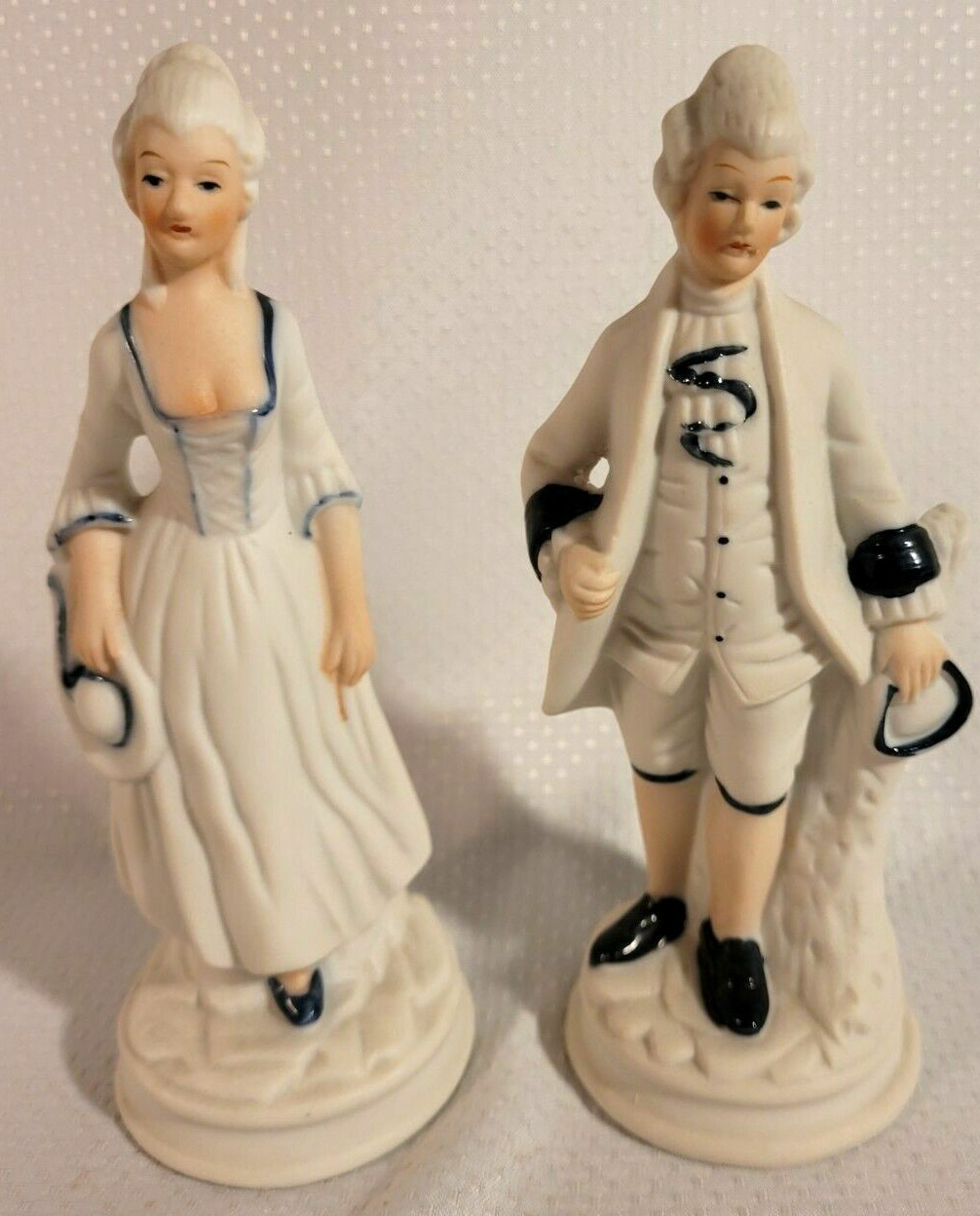 Vtg Colonial Man And Woman Figurines Bisque & Glaze Ceramic Colonial Statues Vtg Colonial Man And Woman Figurines Bisque & Glaze Ceramic Colonial Statues