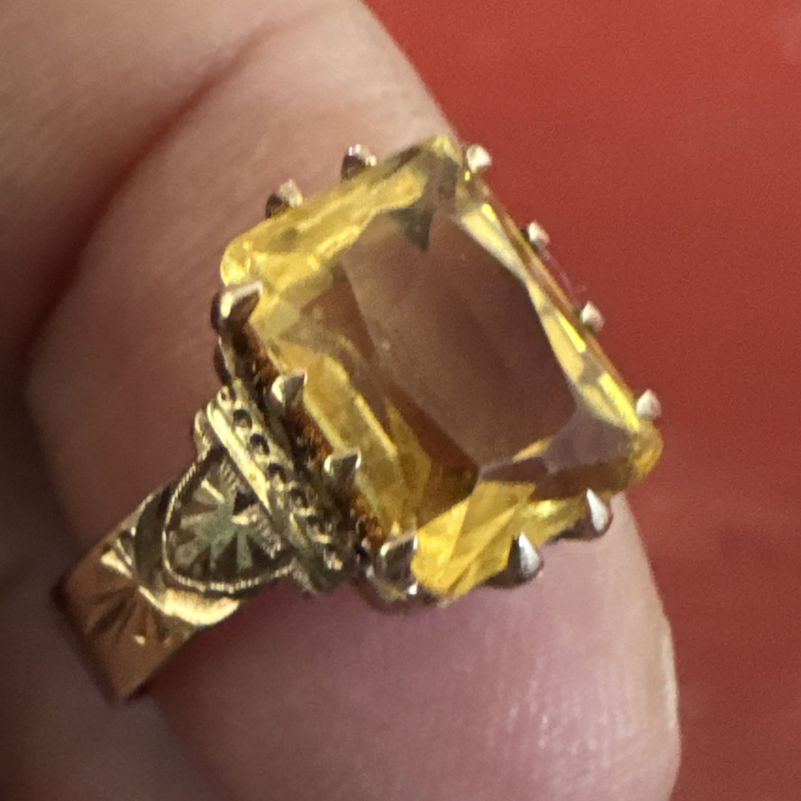 Beautiful Antique 1870s 10k Yellow Gold & Citrine Victorian Ring Size 6 - 2.8g Beautiful Antique 1870s 10k Yellow Gold & Citrine Victorian Ring Size 6 - 2.8g