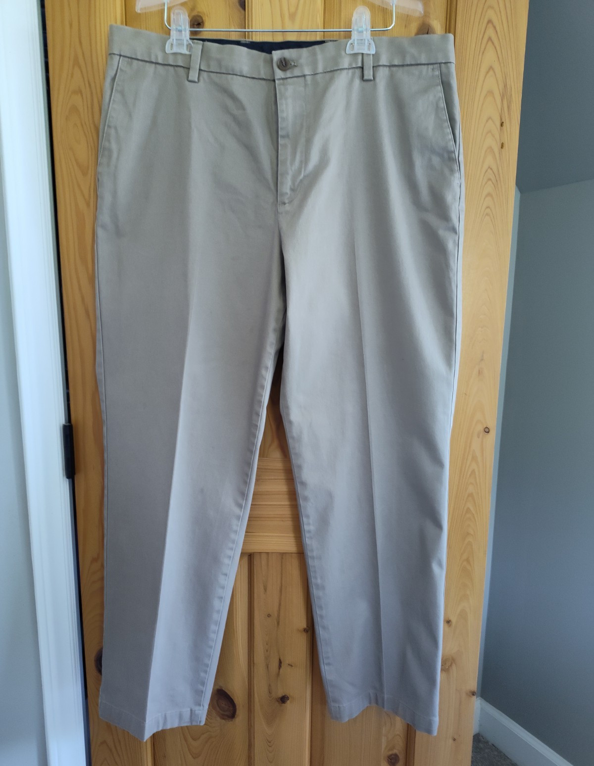 NWOT Dockers Signature Khaki Men\'s Flex Beige Classic Fit Straight Leg Pants W38