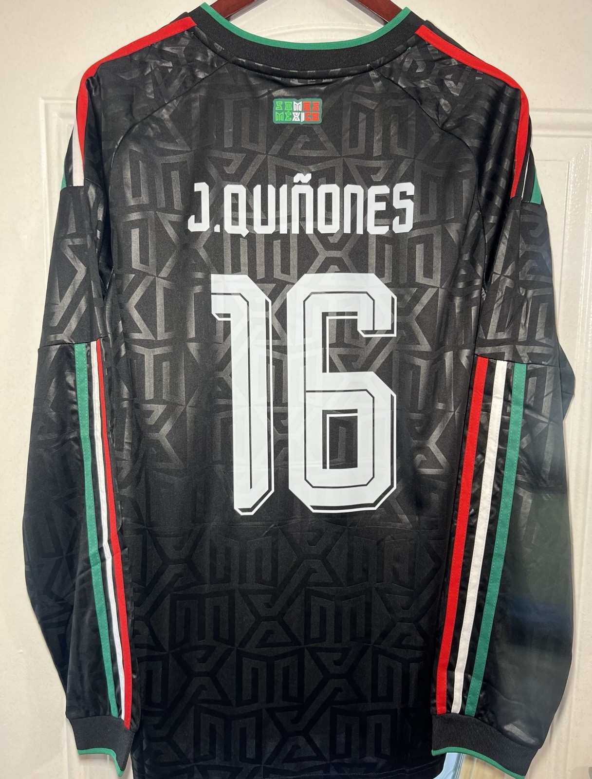 26/27 Mexico Jersey Black Third Long Sleeve J. Quiñones #16 sz XL Slim Fit NWOT 26/27 Mexico Jersey Black Third Long Sleeve J. Quiñones #16 sz XL Slim Fit NWOT