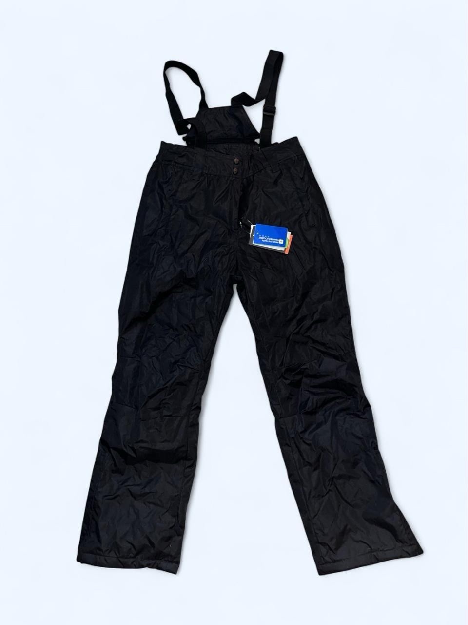NWT Mountain Warehouse Black Ski/Snowboard Pants with detachable suspenders NWT Mountain Warehouse Black Ski/Snowboard Pants with detachable suspenders