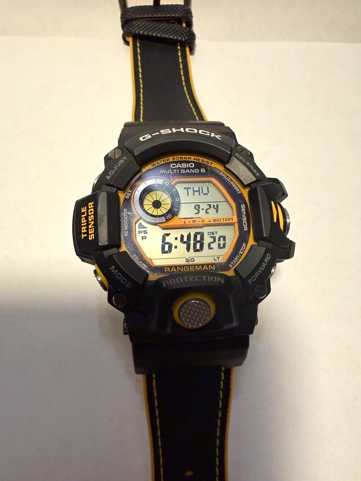 Casio GW 9400Y-DR Rangeman. Pristine with lots of strap options. Runs perfectly