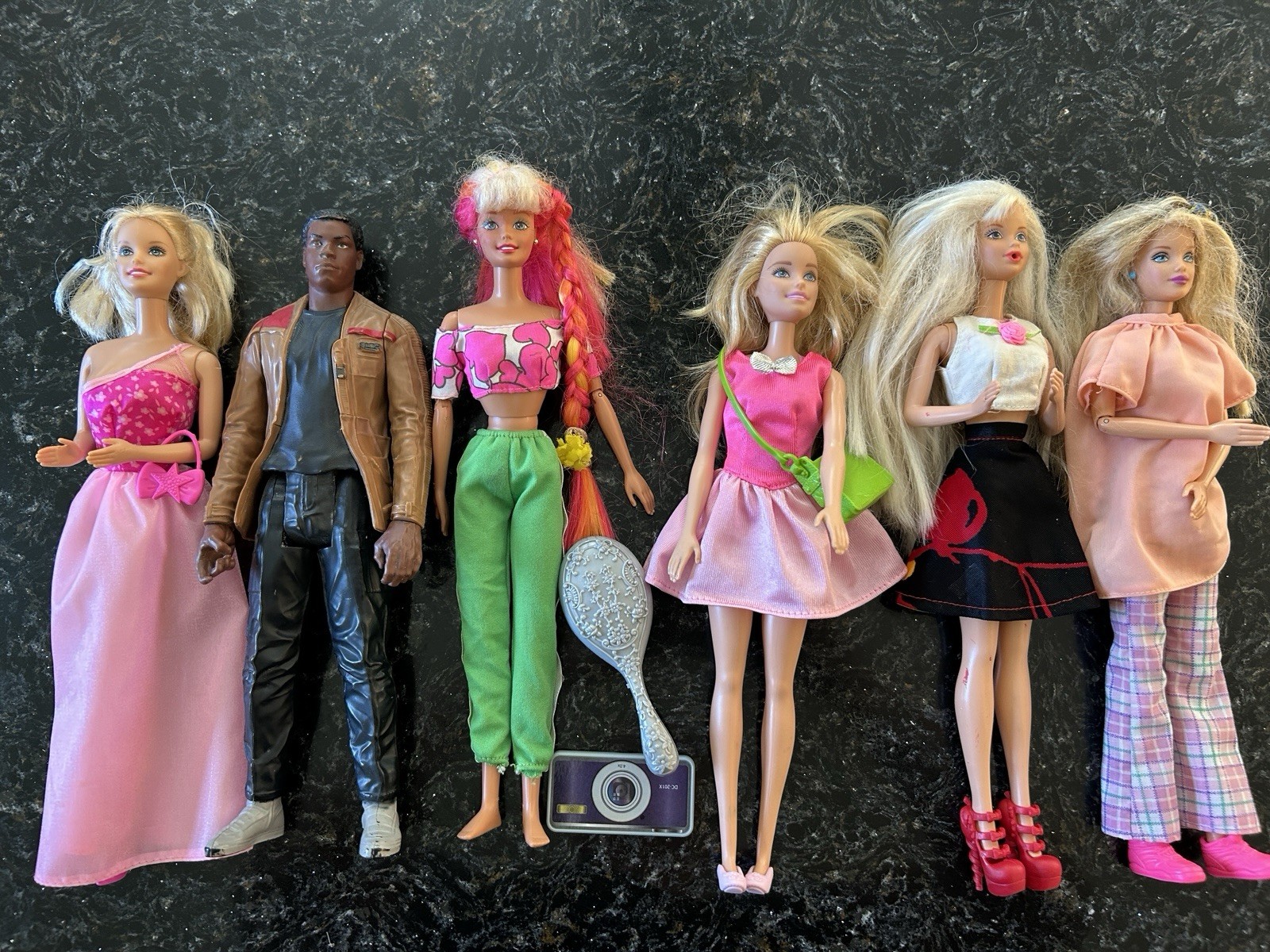 Mattel Barbie Dolls Set