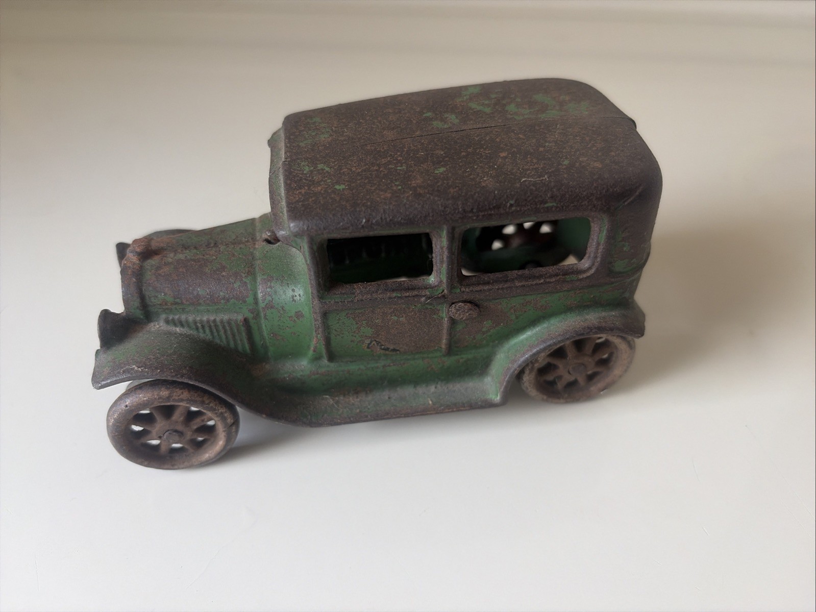 Vintage Cast Iron Green 1920s Sedan Coupe Toy Car Made In USA