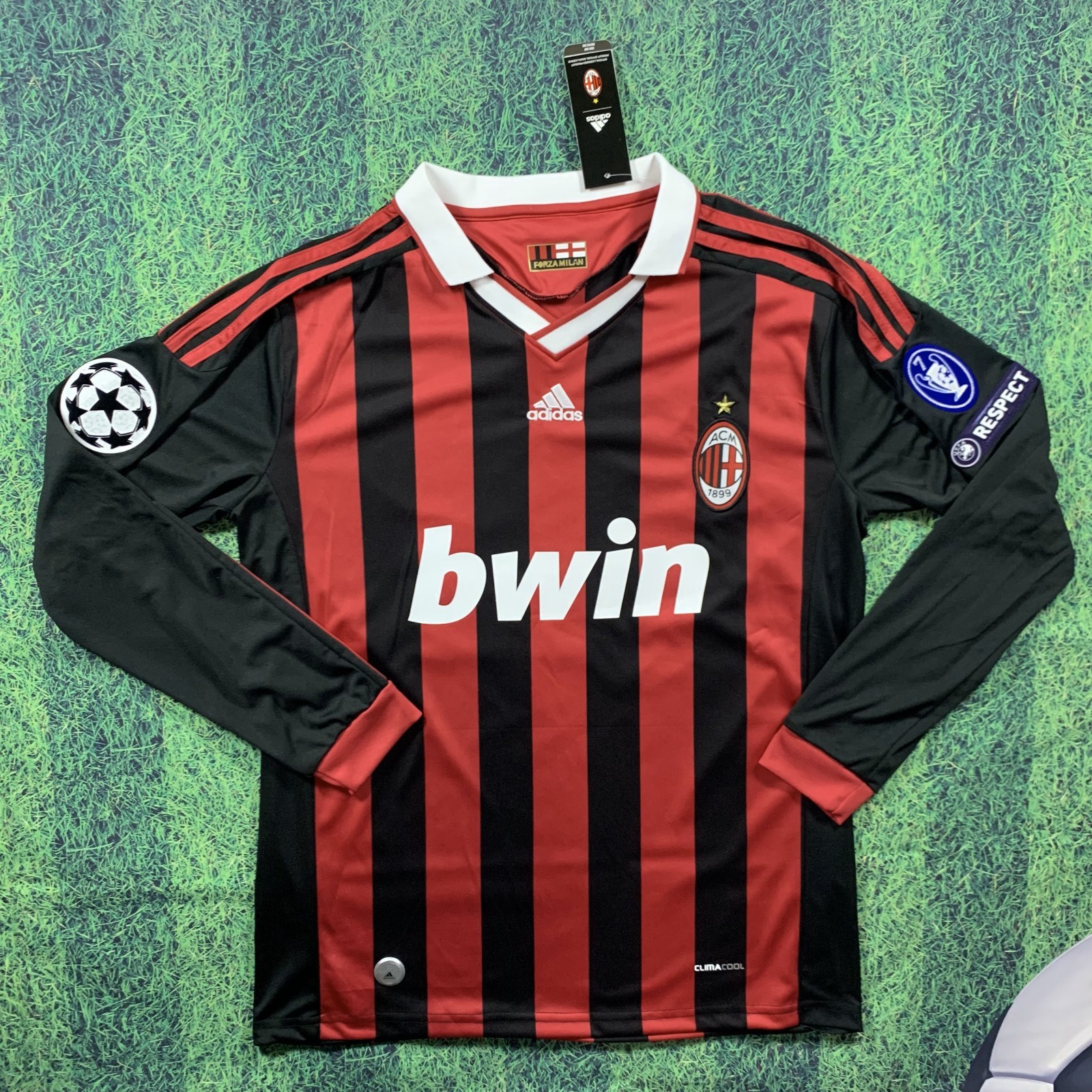 Inzaghi #9 AC Milan 2009/10 Long Sleeve Home Jersey | Retro Shirt | Mens Small