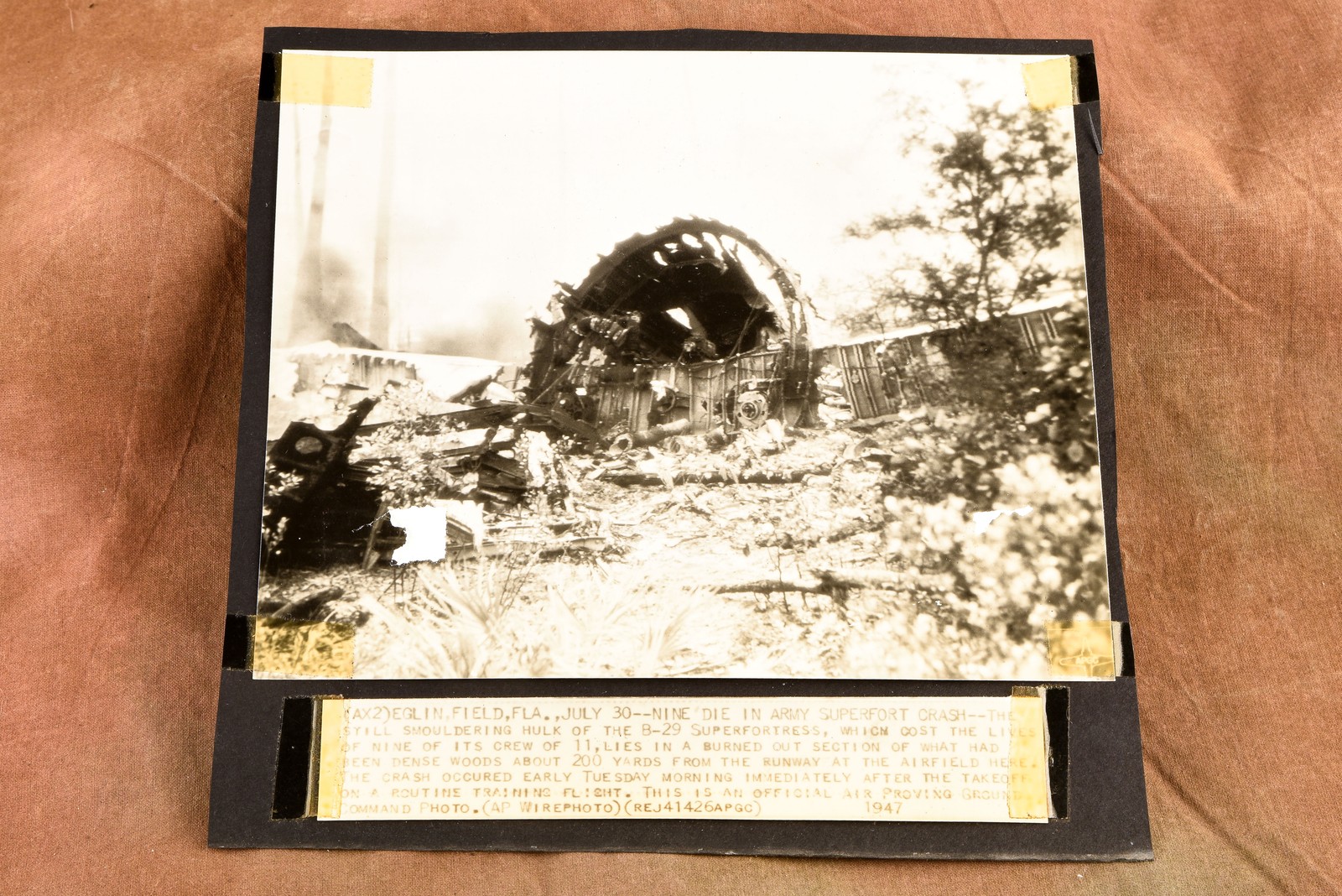 B-29 Superfortress Crash Kills 9 Eglin Field FL 1947 7⅝x7⅝ AP Wire Photo V35