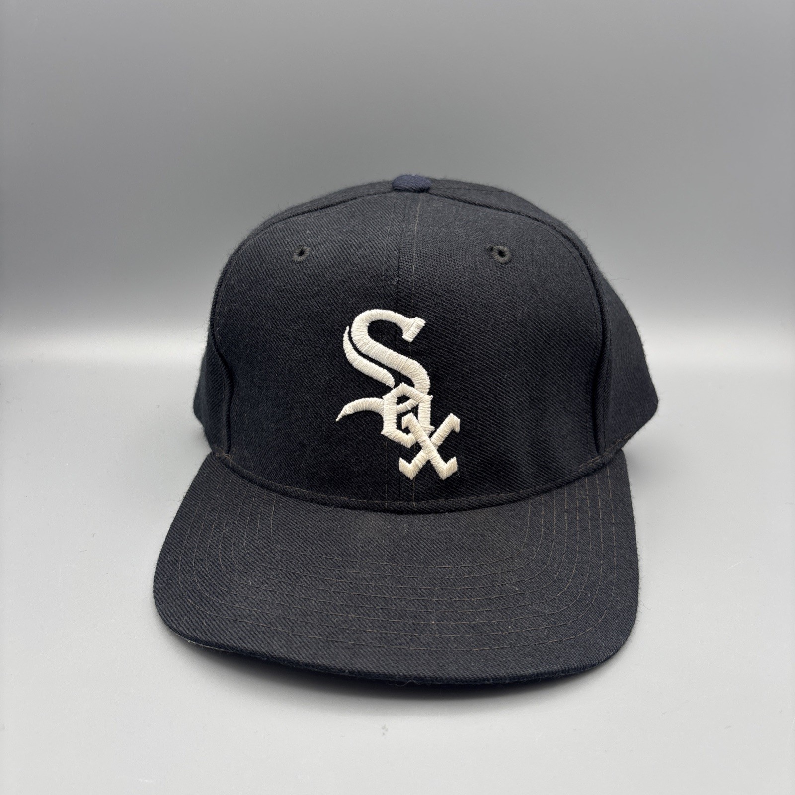 Vintage New Era Pro Model Chicago White Sox Black Snapback Hat MLB 80s/90s