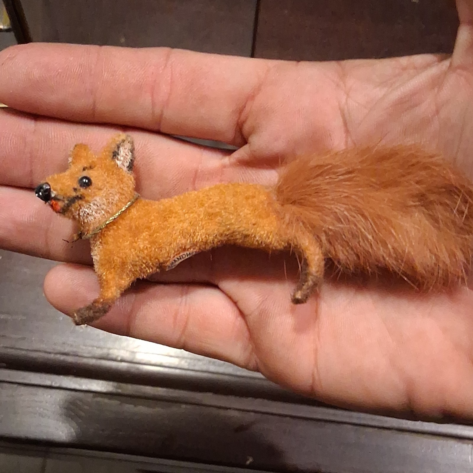Vintage Wagner Künstlerschutz flocked fox with a real fur tail,