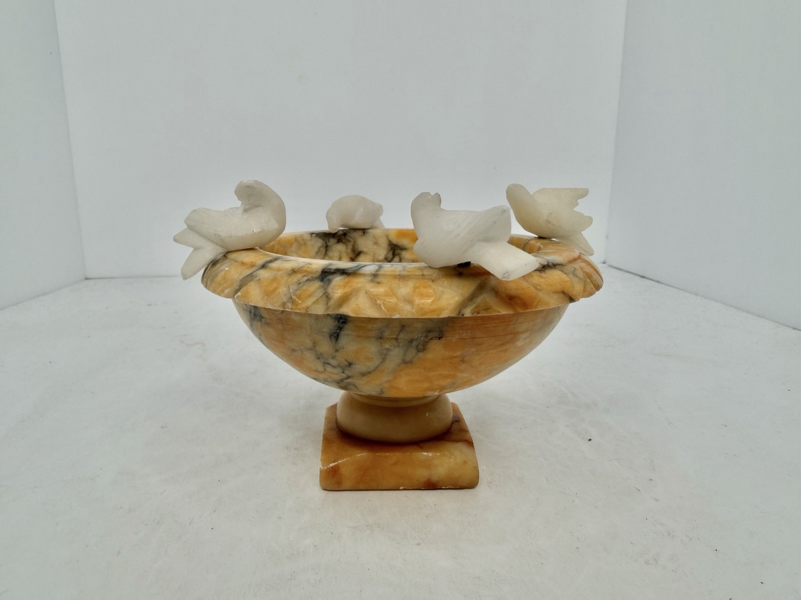 HTF Vintage Golden Alabaster Birdbath 4 Birds Hand Carved Stone Made In Italy