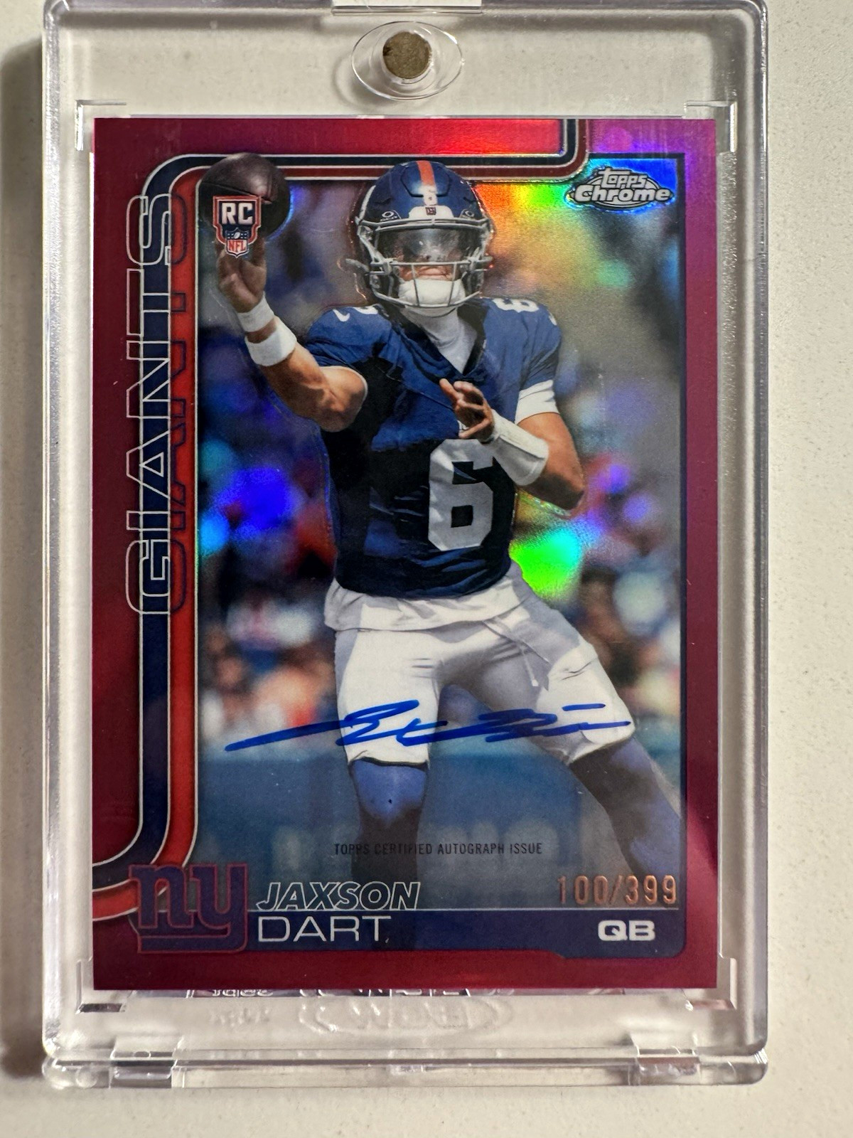 Topps Jaxson Dart 2025 Topps Chrome Magenta Refractor Auto Rookie /399 - Giants Topps Jaxson Dart 2025 Topps Chrome Magenta Refractor Auto Rookie /399 - Giants