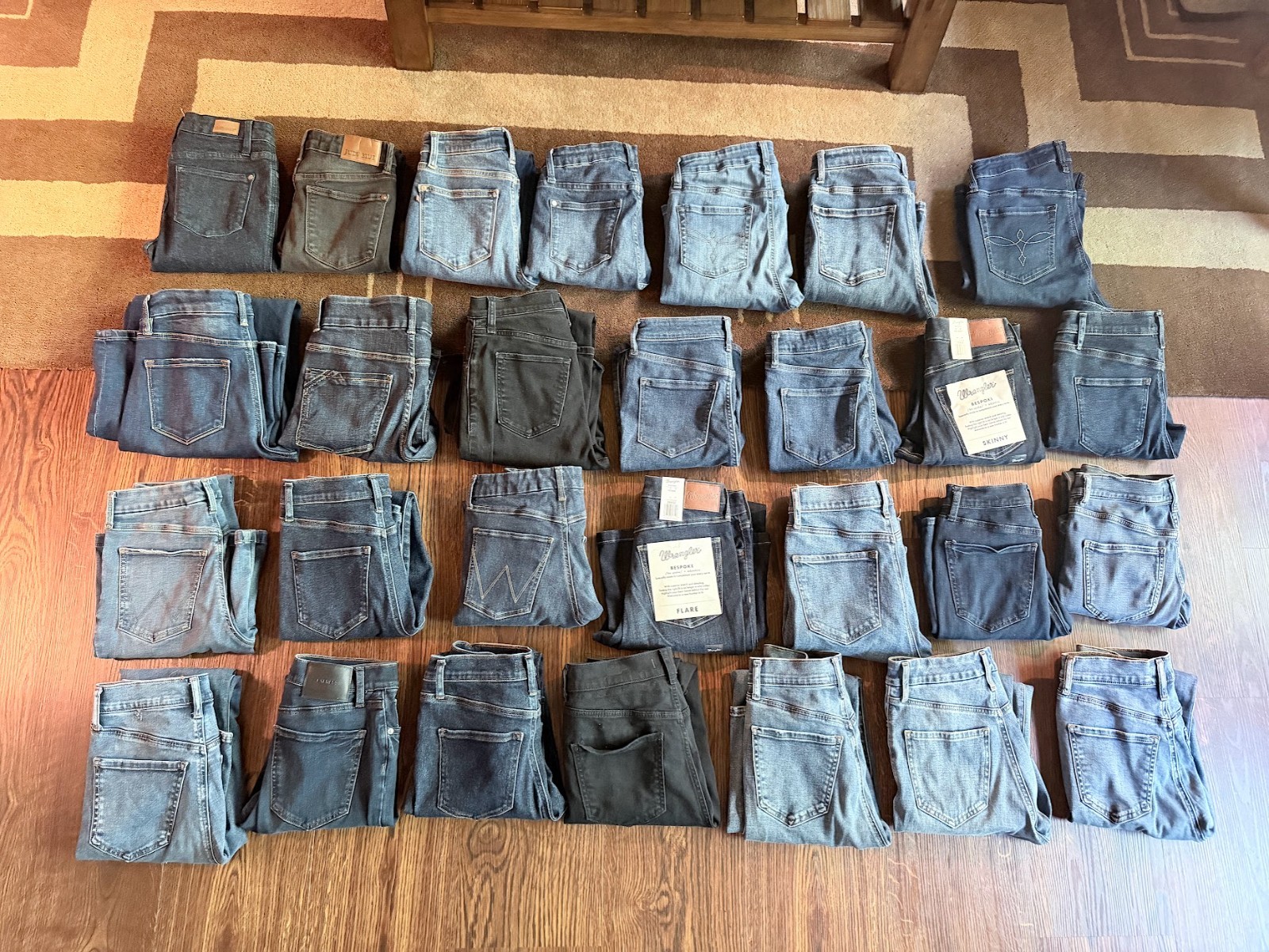 HUGE Women\'s Jeans Lot - 26 Pairs Total Wrangler, Express, Abercrombie & More