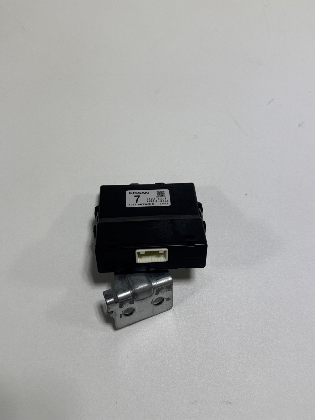 2017-2019 Infiniti Q60 Torque Split Module 416505CA8B USED OEM