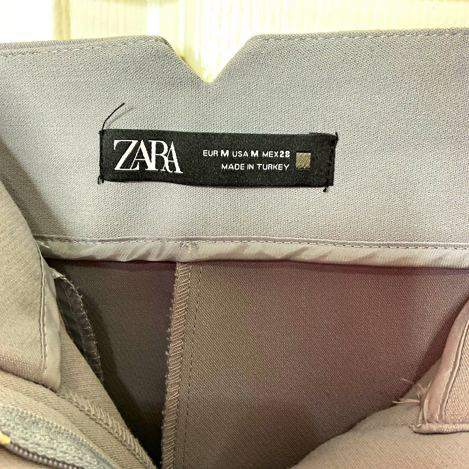 Zara Women\'s Gray High Rise Flat Front Tapered Dress Pants Pockets Zip M