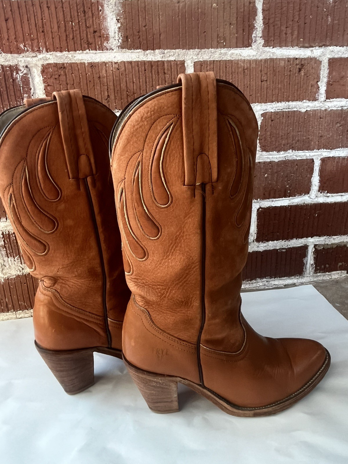 Vintage 1970s Frye Women’s Leather Cowboy Boots Stacked Heels Sz 7.5 made in USA