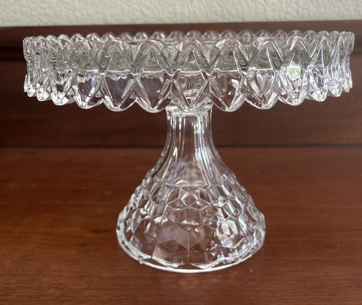Stunning Vintage Fostoria American Cubist Round Pedestal Cake Stand w/Rim Stunning Vintage Fostoria American Cubist Round Pedestal Cake Stand w/Rim