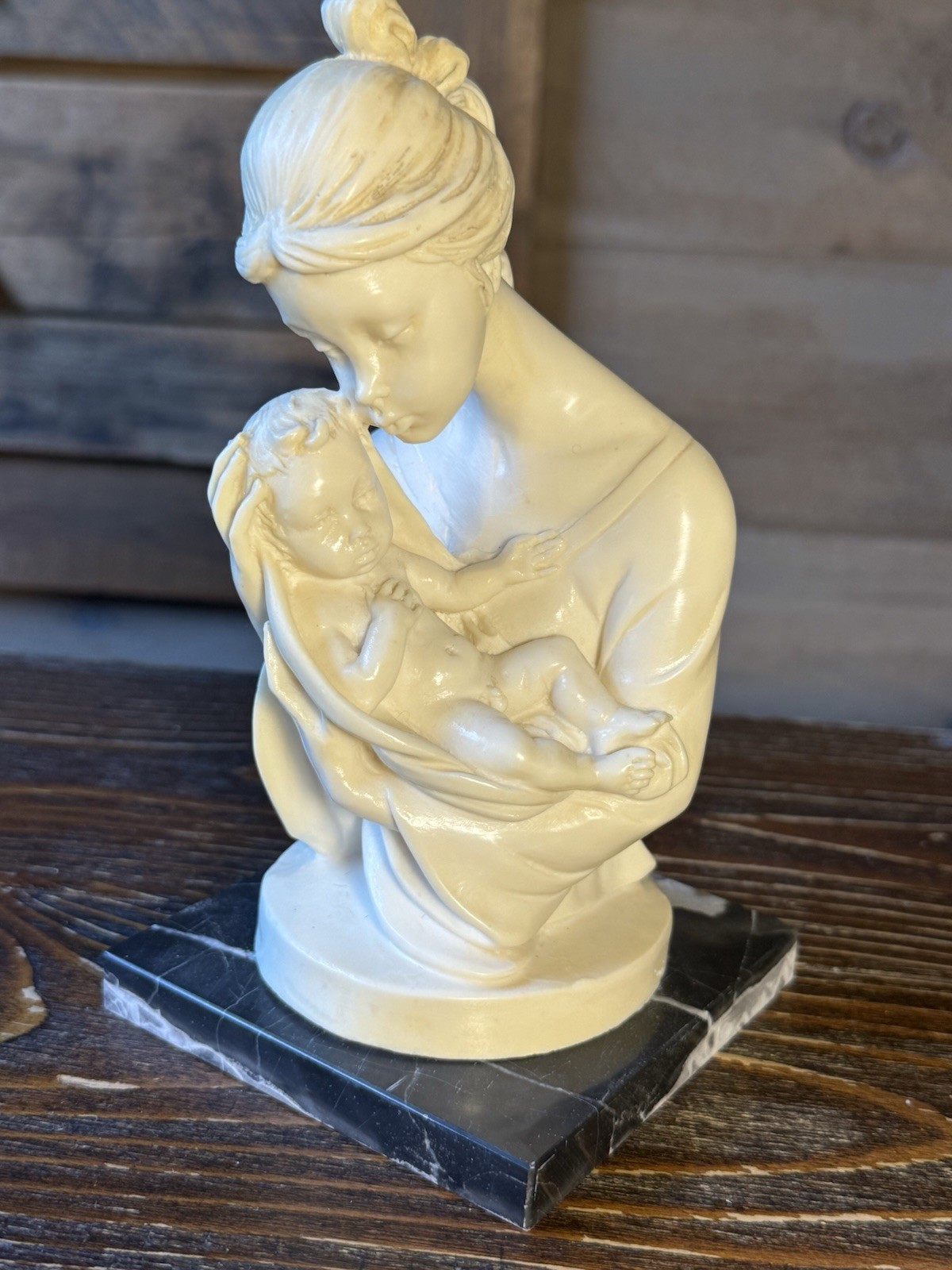 Vintage A Santini Mother and Child Statue Italy Marble Base 7.5 Foil Sticker