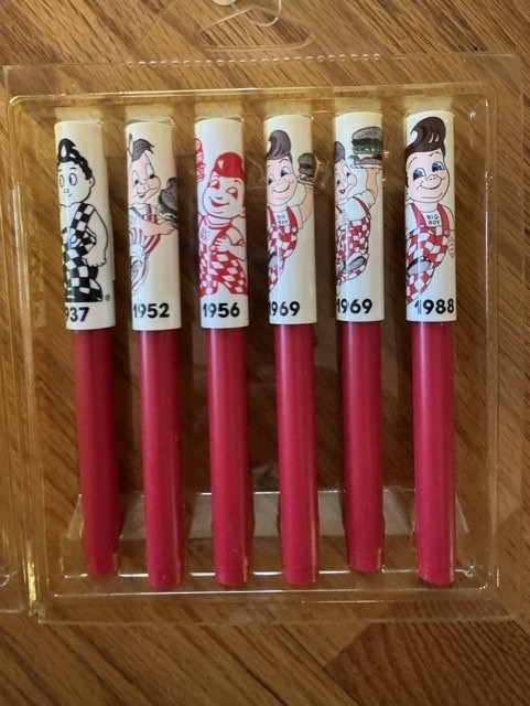 1988 Bob\'s Big Boy - Commemorative Pens - Set of 6 in original Plastic Container 1988 Bob\'s Big Boy - Commemorative Pens - Set of 6 in original Plastic Container