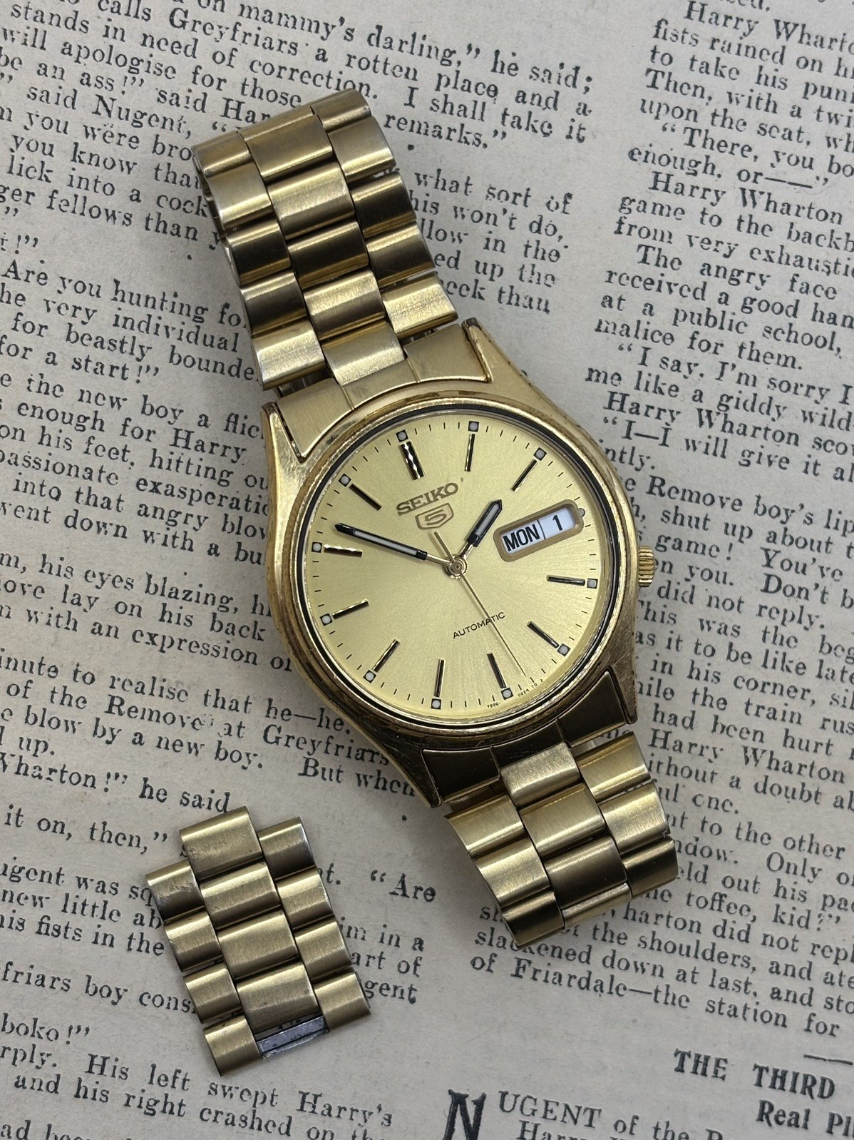 Vintage Seiko 5 Automatic Watch 7S26-0224 Refurbished New Crystal