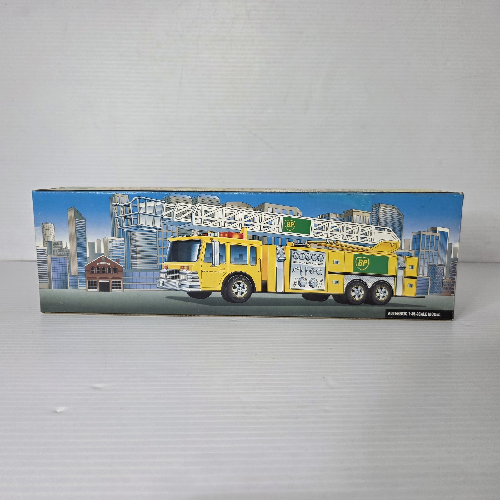 BP Aerial Tower Fire Truck 1999 Collector\'s Edition Vintage Nos In Box Yellow 