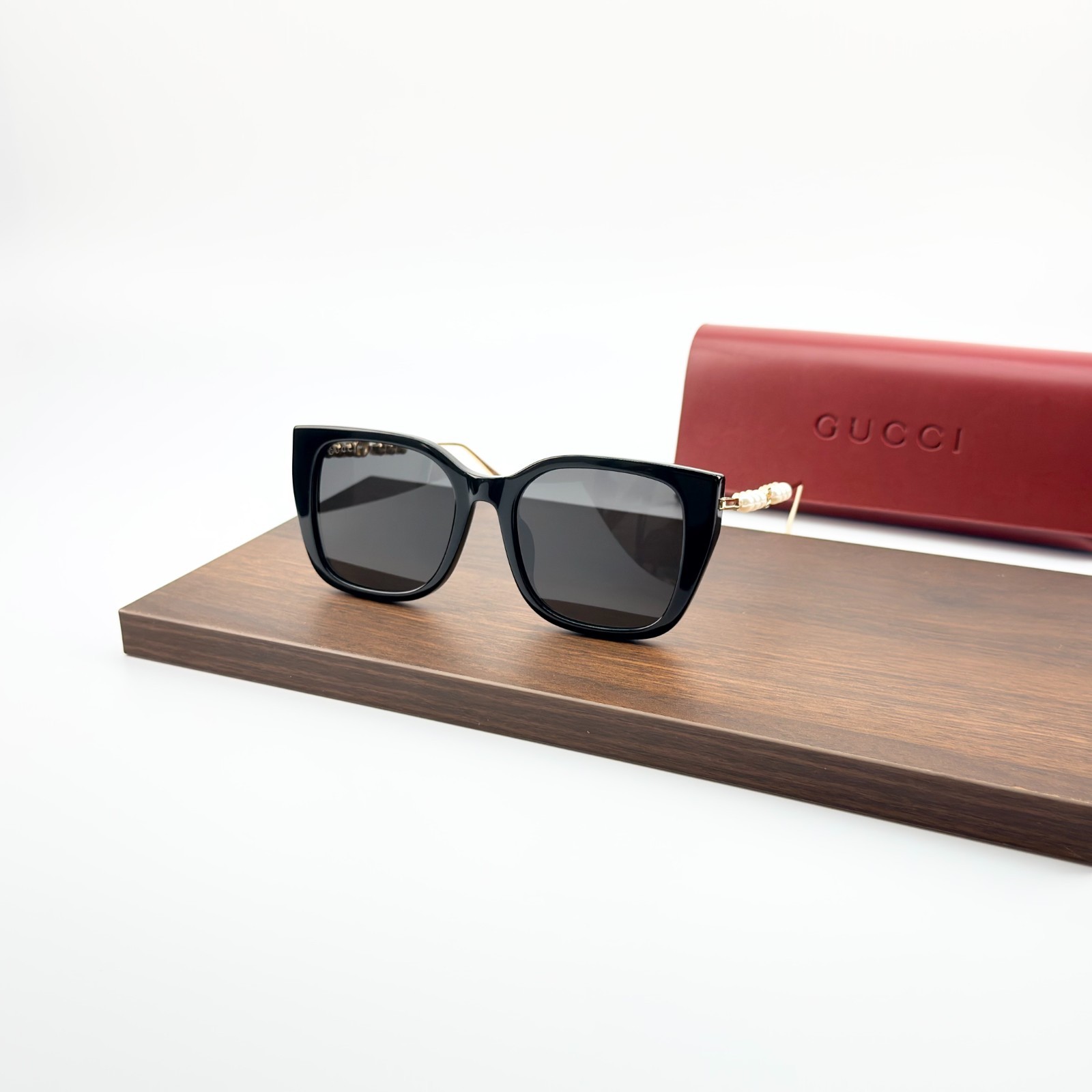 Gucci GG1971SA Sunglasses Black Frame Gray Lens Pearl Gold Detail New w/ Case