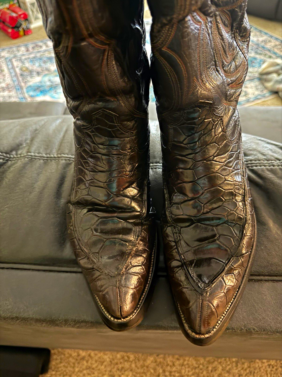 Rare Hyer pre ban sea turtle. Size 9. Very hard to find