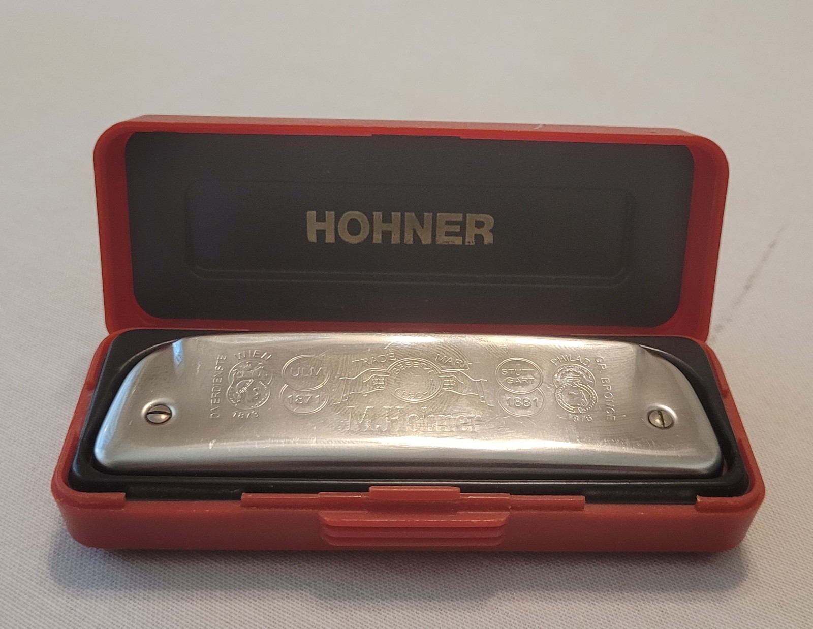 Hohner Golden Melody Progressive Harmonica Key of C Germany w/ Case Hohner Golden Melody Progressive Harmonica Key of C Germany w/ Case