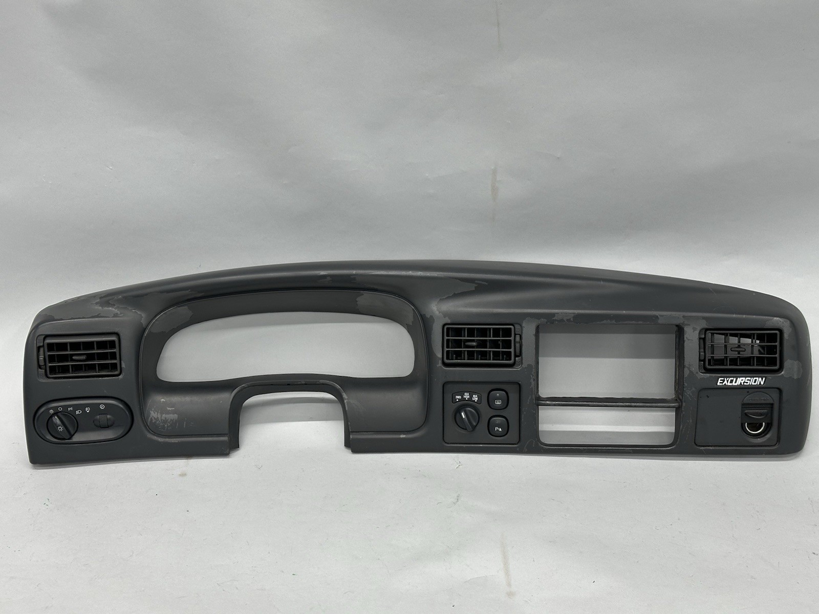 2000-2005 Ford Excursion Cluster Radio Dash Trim Vent Bezel OEM Painted Black