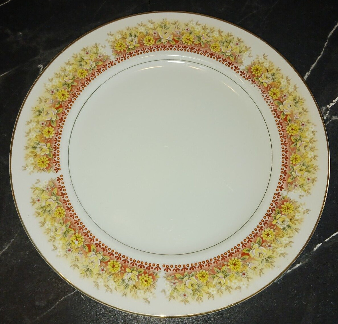 Parkleigh China Darlene GD115 10.5\